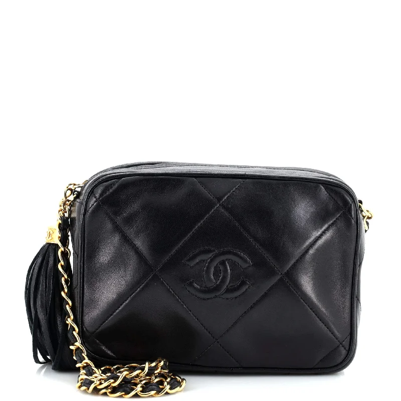 Odor-Resistant And Budget Bags Vintage Diamond CC Camera Bag Chevron Lambskin Medium Odor-Resistant And Budget Bags Vintage Diamond CC Camera Bag Chevron Lambskin Medium